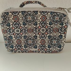 Vera Bradley Laptop Workstation Crossbody Lisbon Medallion